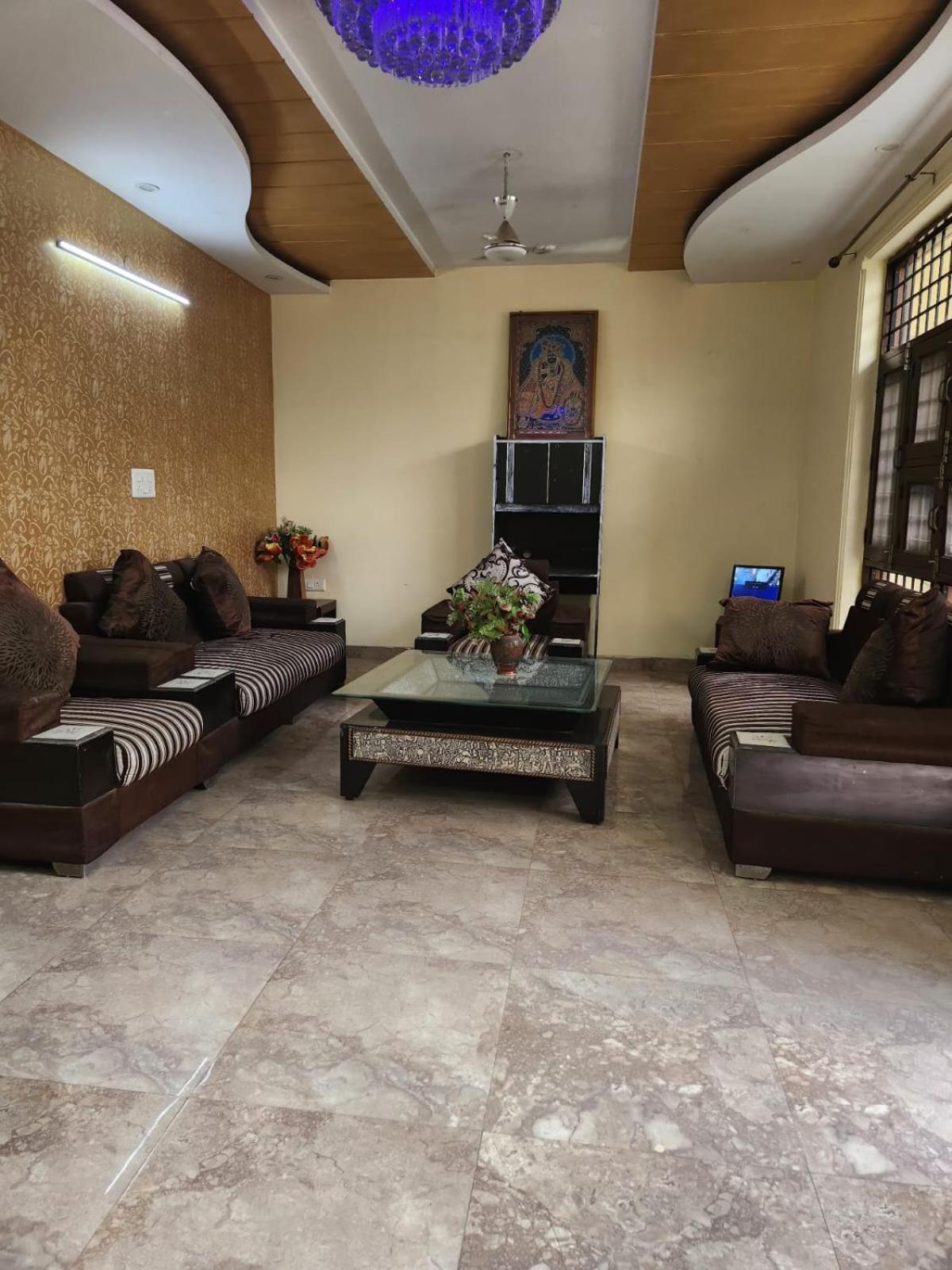 Grand Cozy Hotel
