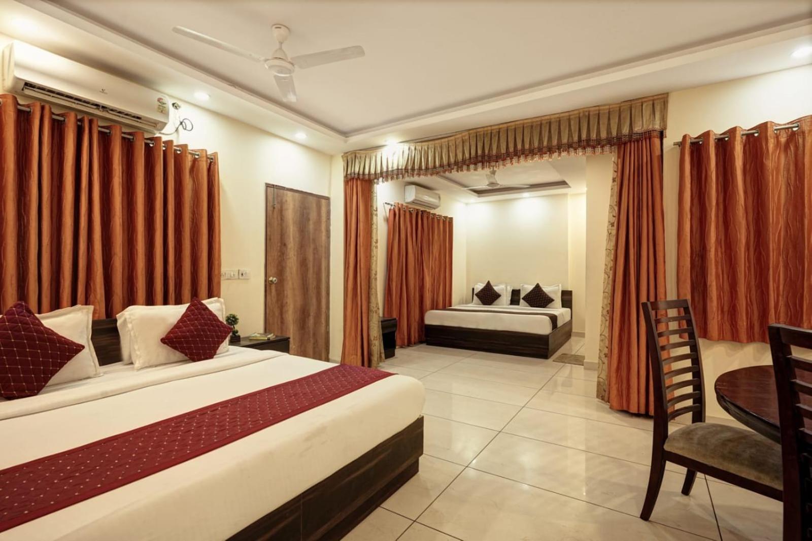 Grand Cozy Hotel