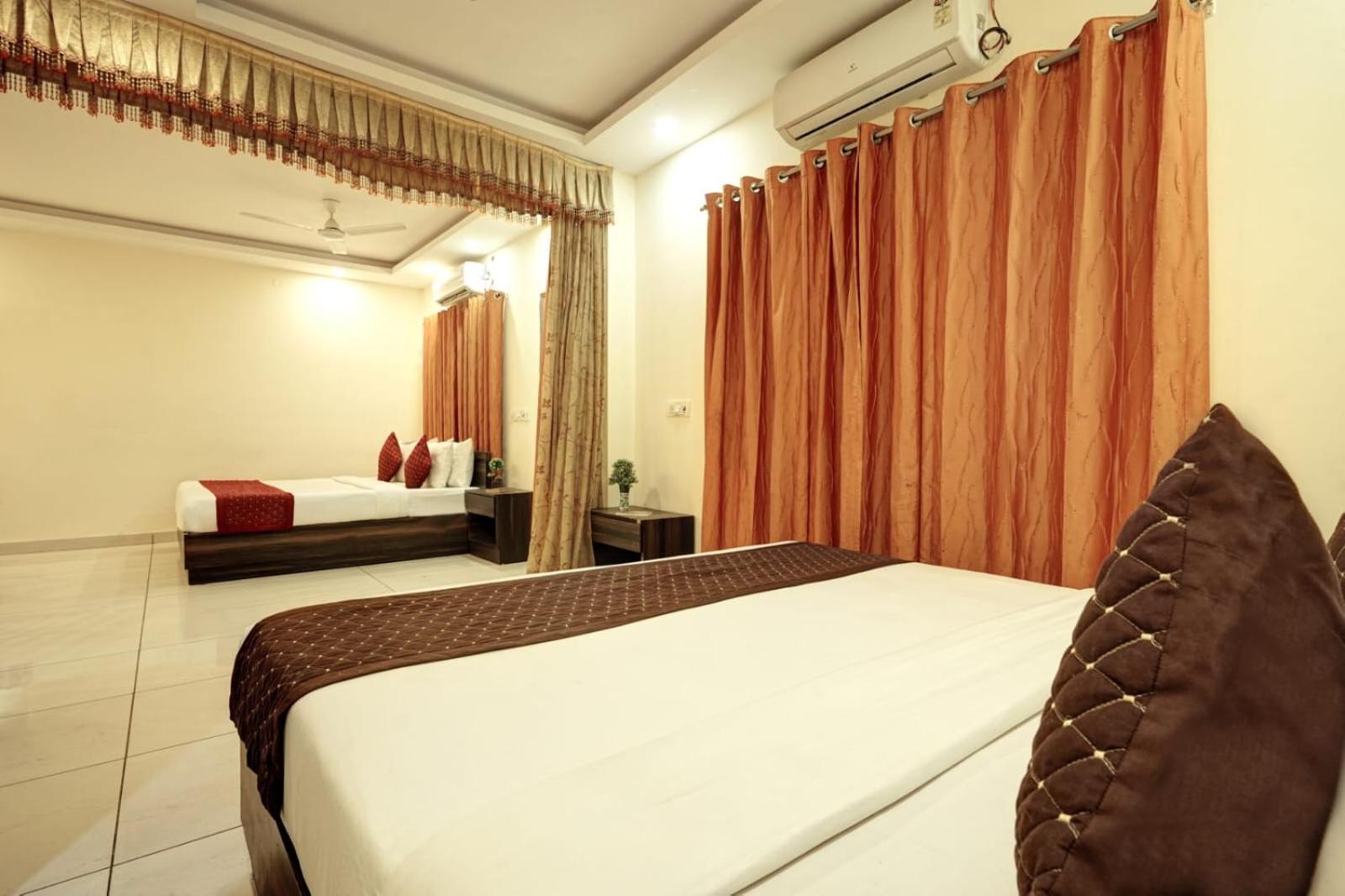 Hotel Grand Cozy New Delhi