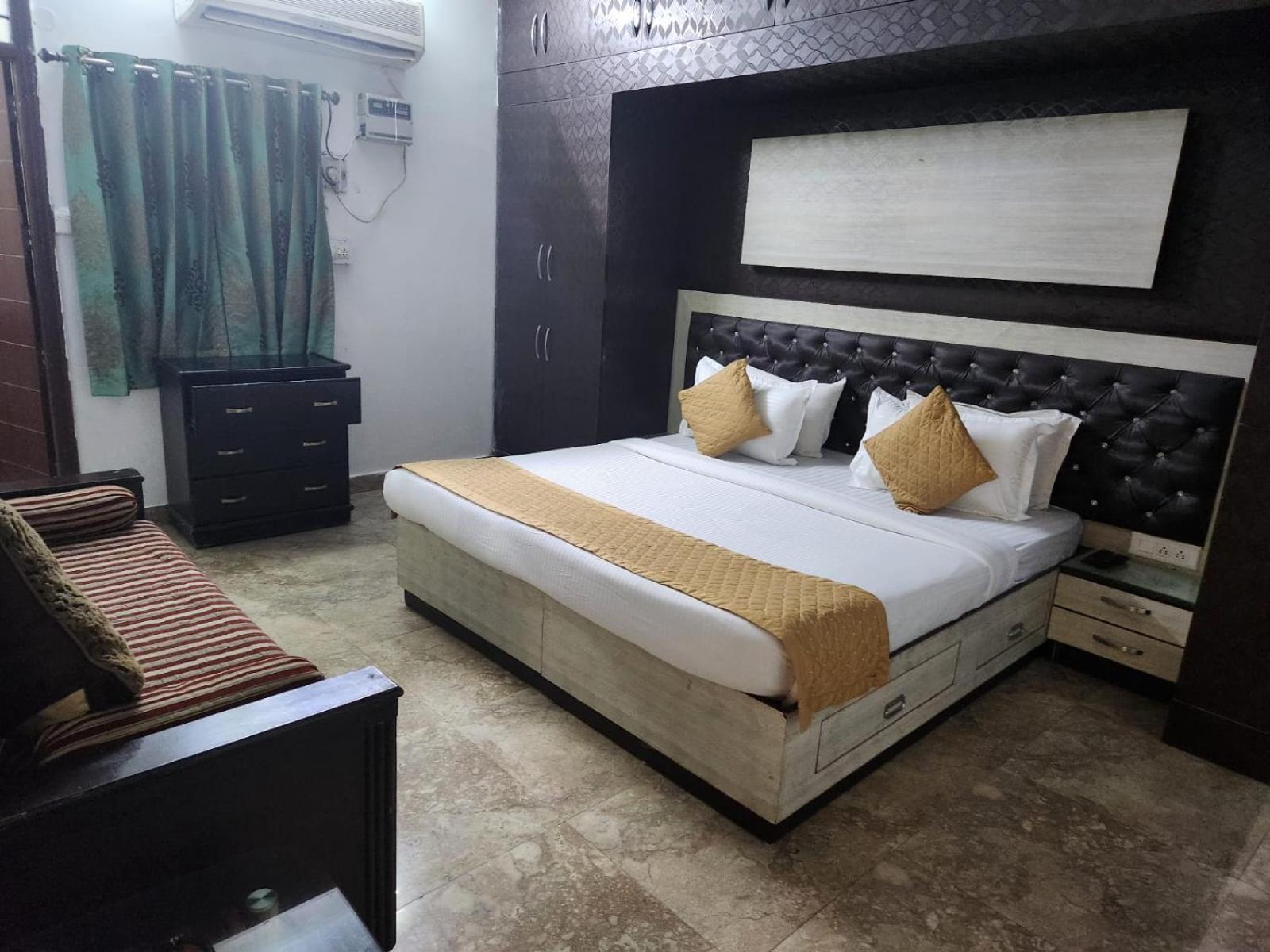Grand Cozy Hotel New Delhi