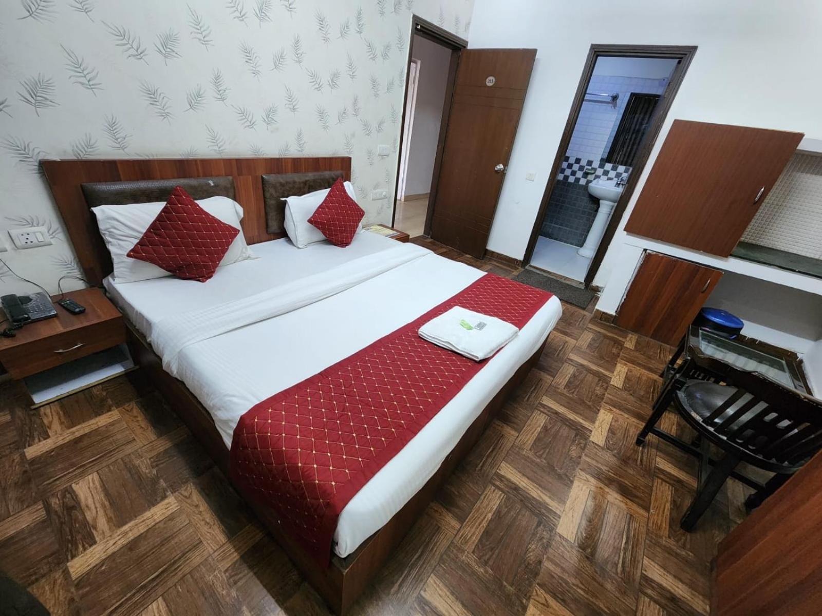 Hotel Grand Cozy